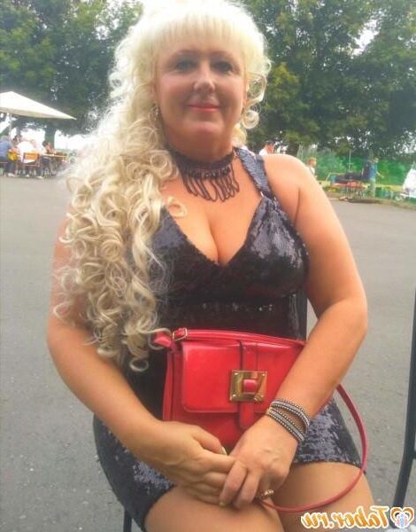 Nn lena de Bielorrusia BBW maduro con tres con platinio