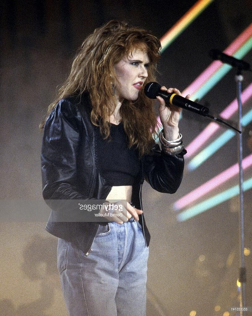 Carol Decker