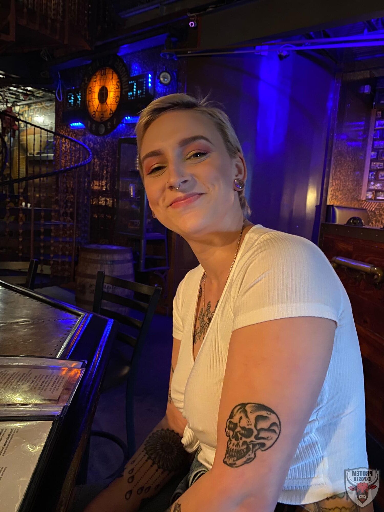 Sara Floridian Frau