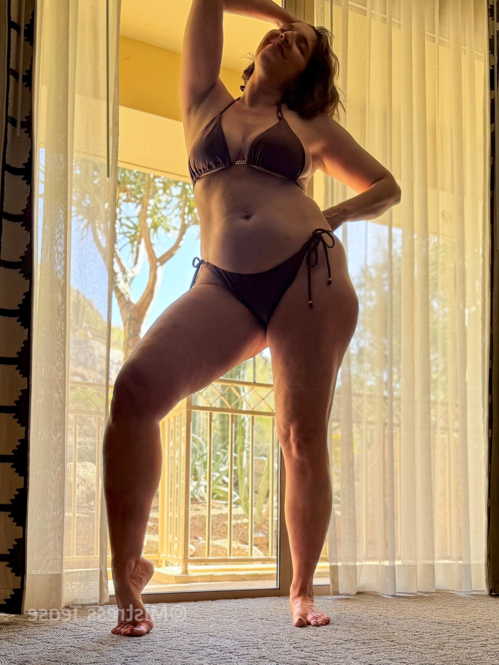 Mistress Big Butt Big Big Tits Milf hermosa con gafas Hot Hot