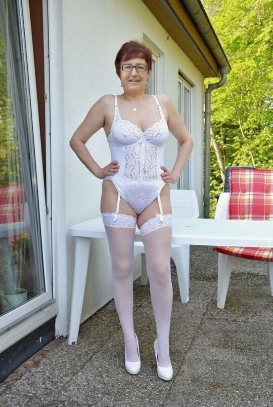Amateur Mature Mixed 