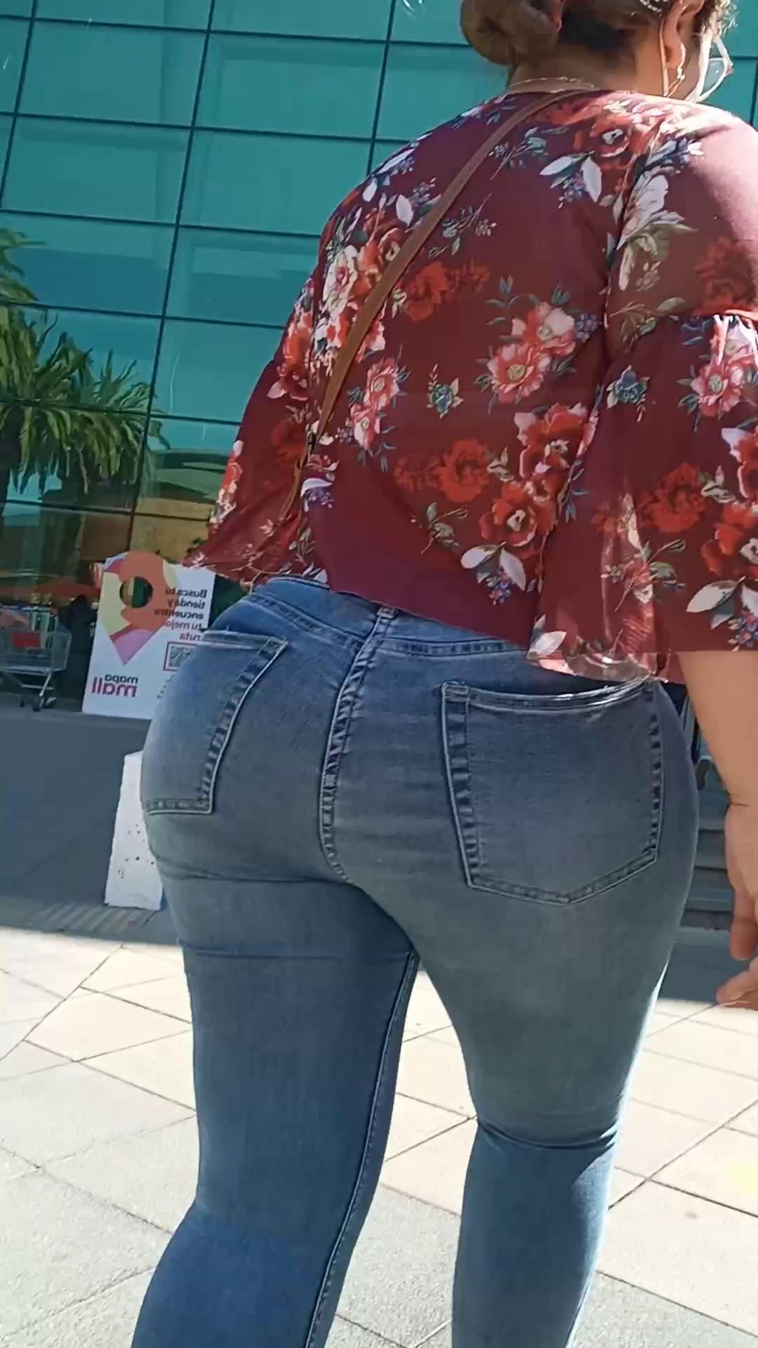 Candid Pawgs Tight Jeans and Pants