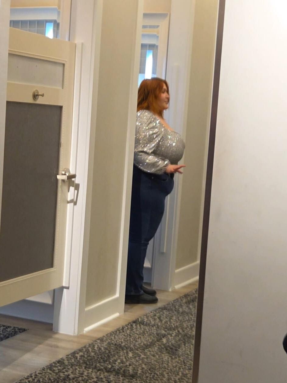 Candid Pawgs Tight Jeans and Pants