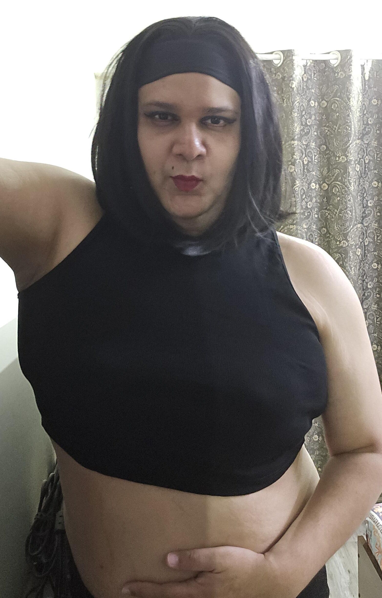 Cabelo curto Monica M Black Tee s