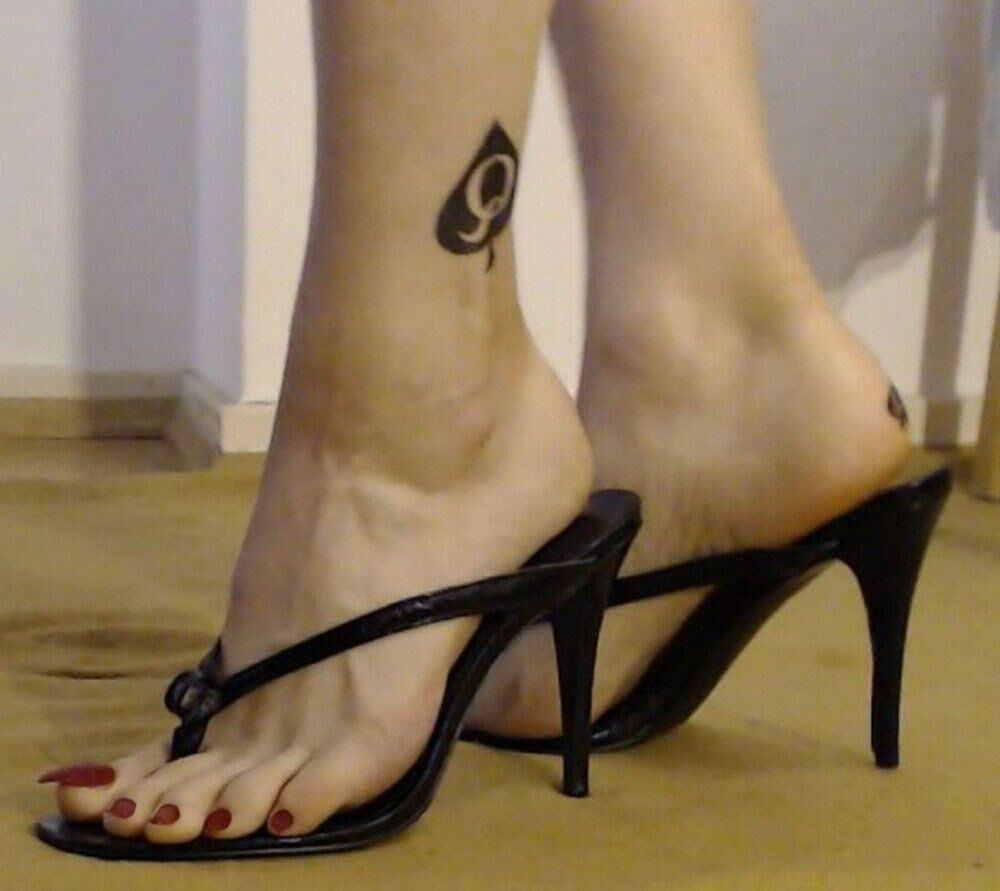 yolandas hooker feet