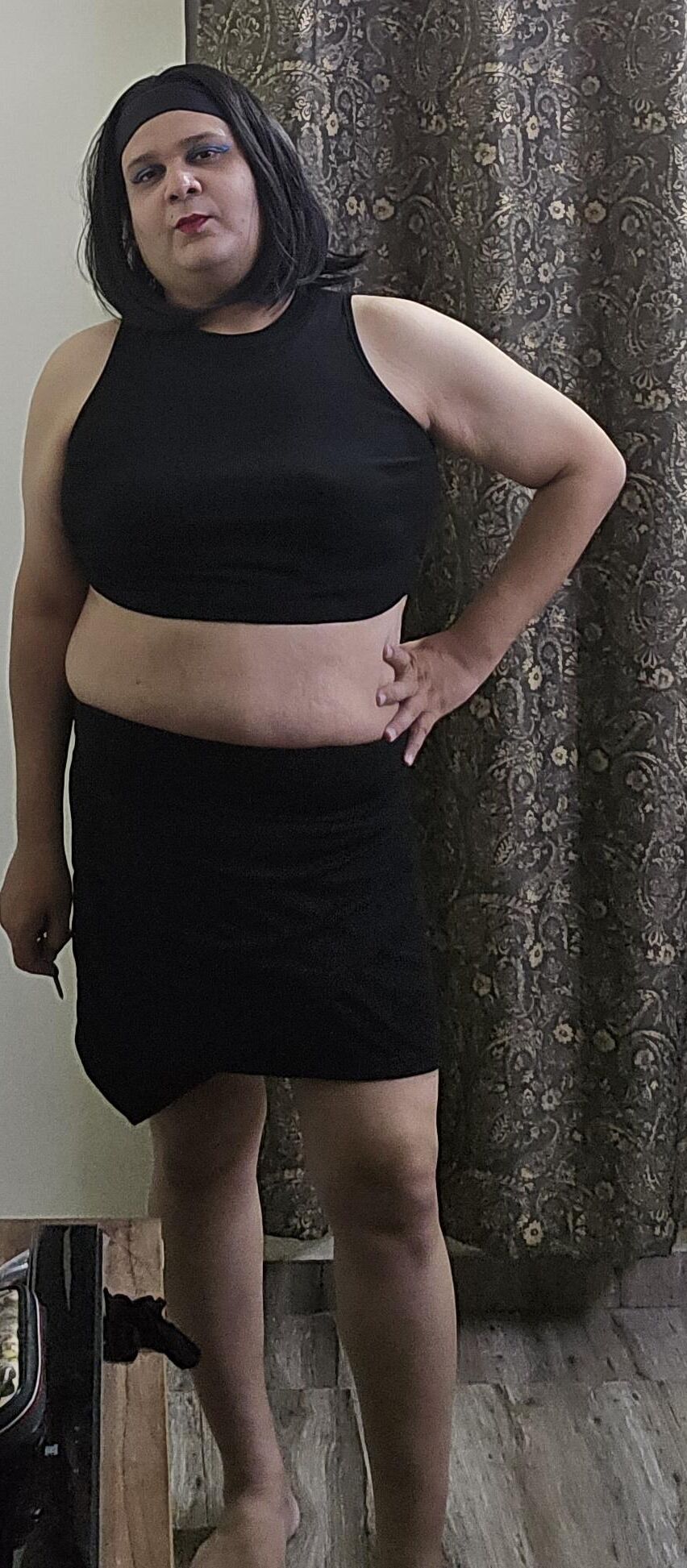 Cabelo curto Monica M Black Tee s