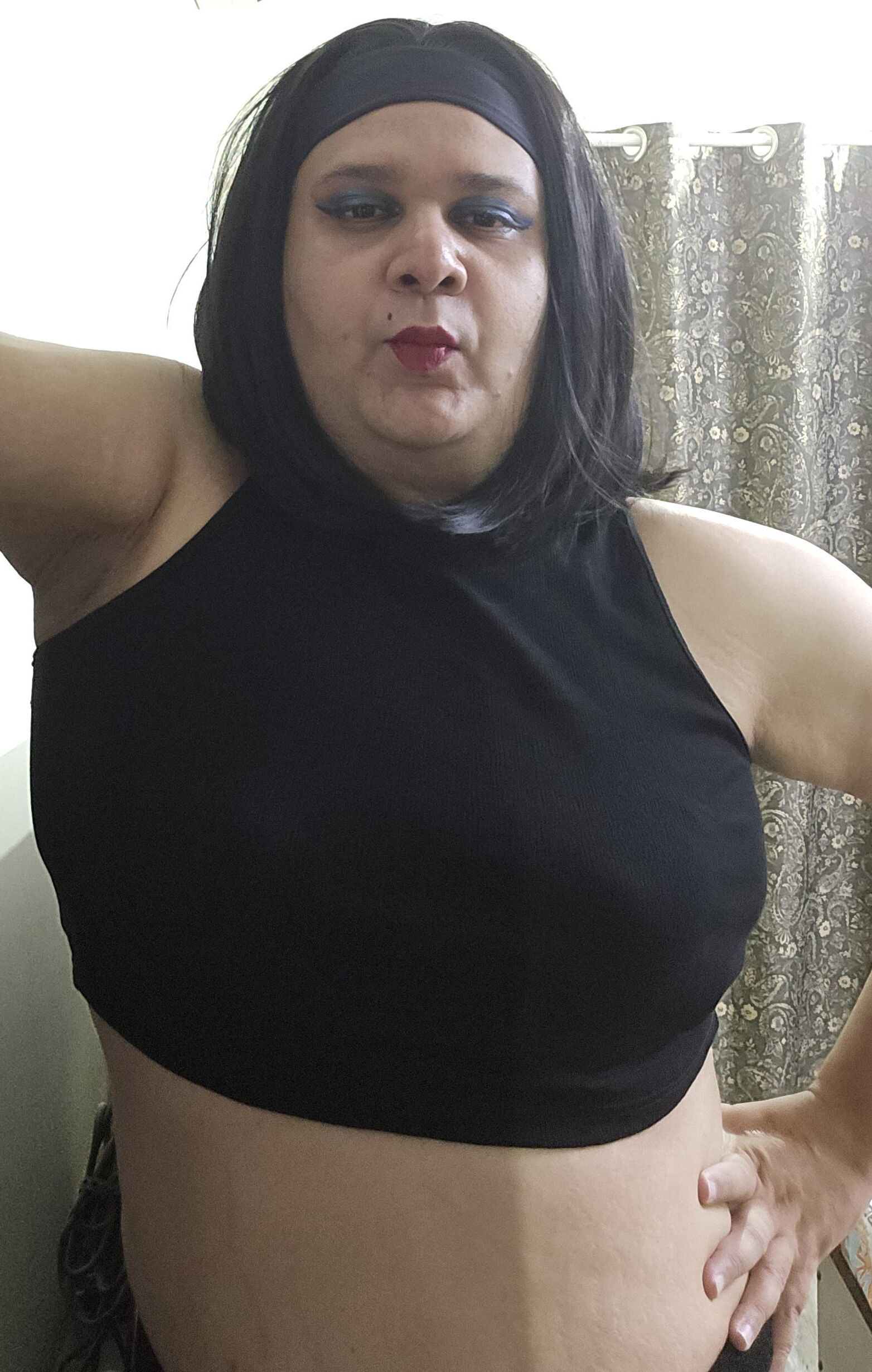 Cabelo curto Monica M Black Tee s