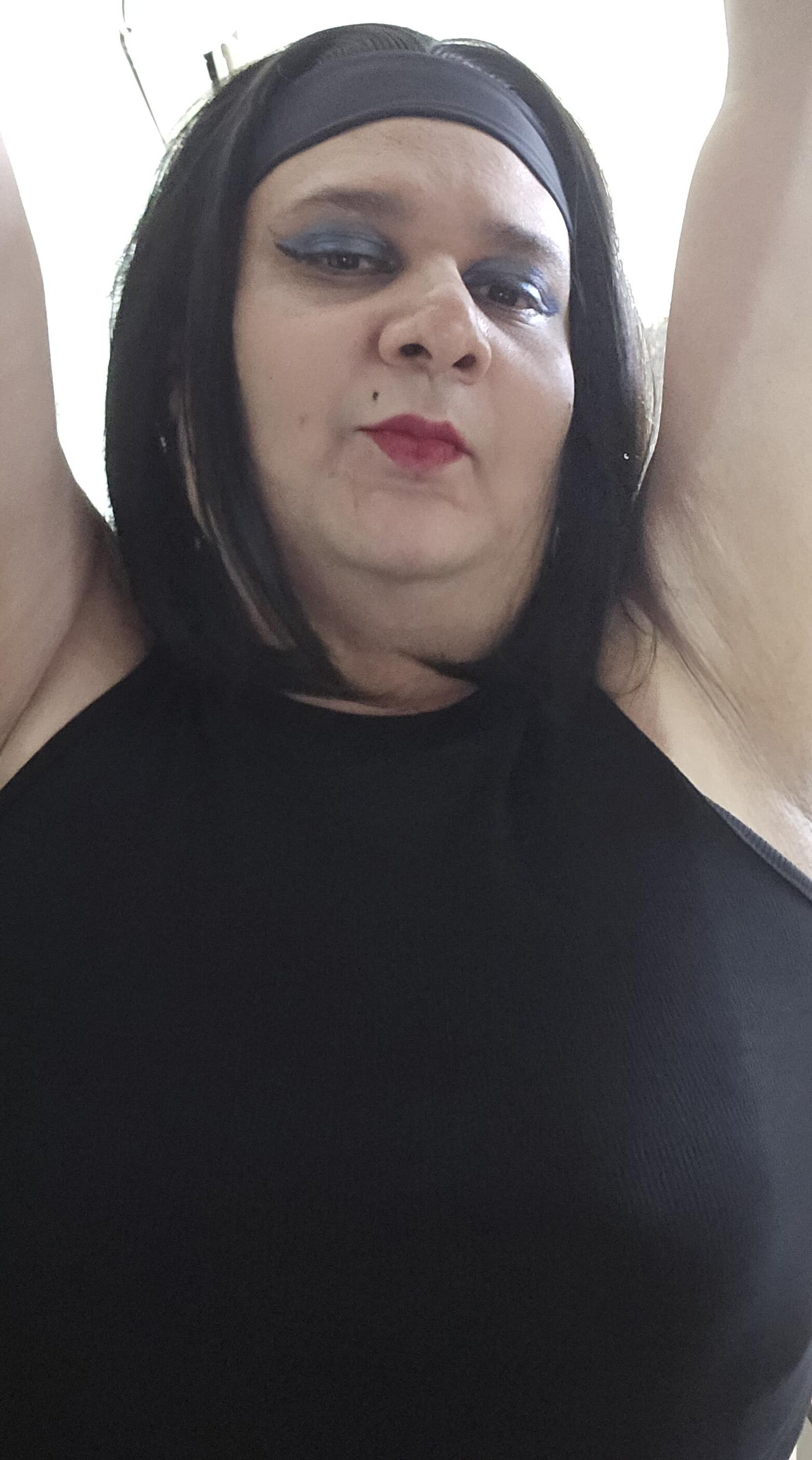 Cabelo curto Monica M Black Tee s