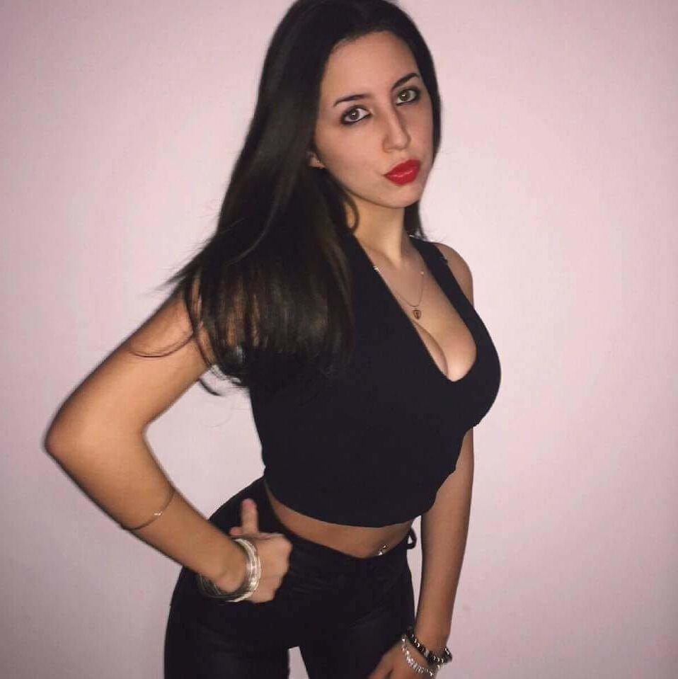Milfs and mothers 