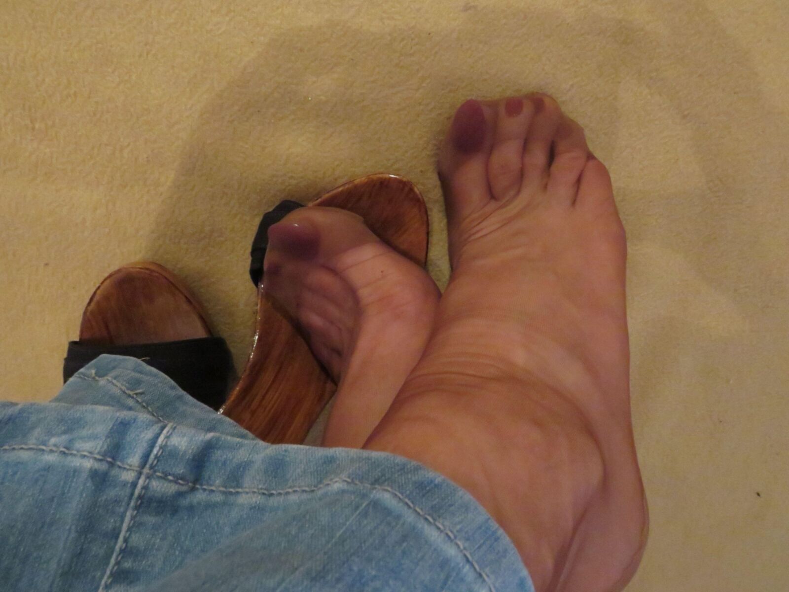 yolandas hooker feet