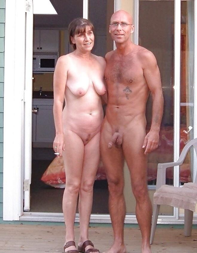 NUDE COUPLES 