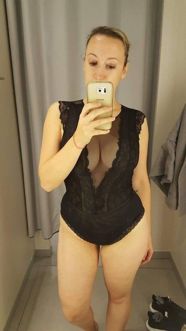 BEST OF DE WEB SLUT MATURES