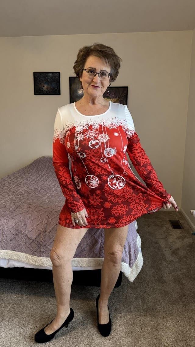Hot Amateur Gilf Granny Val