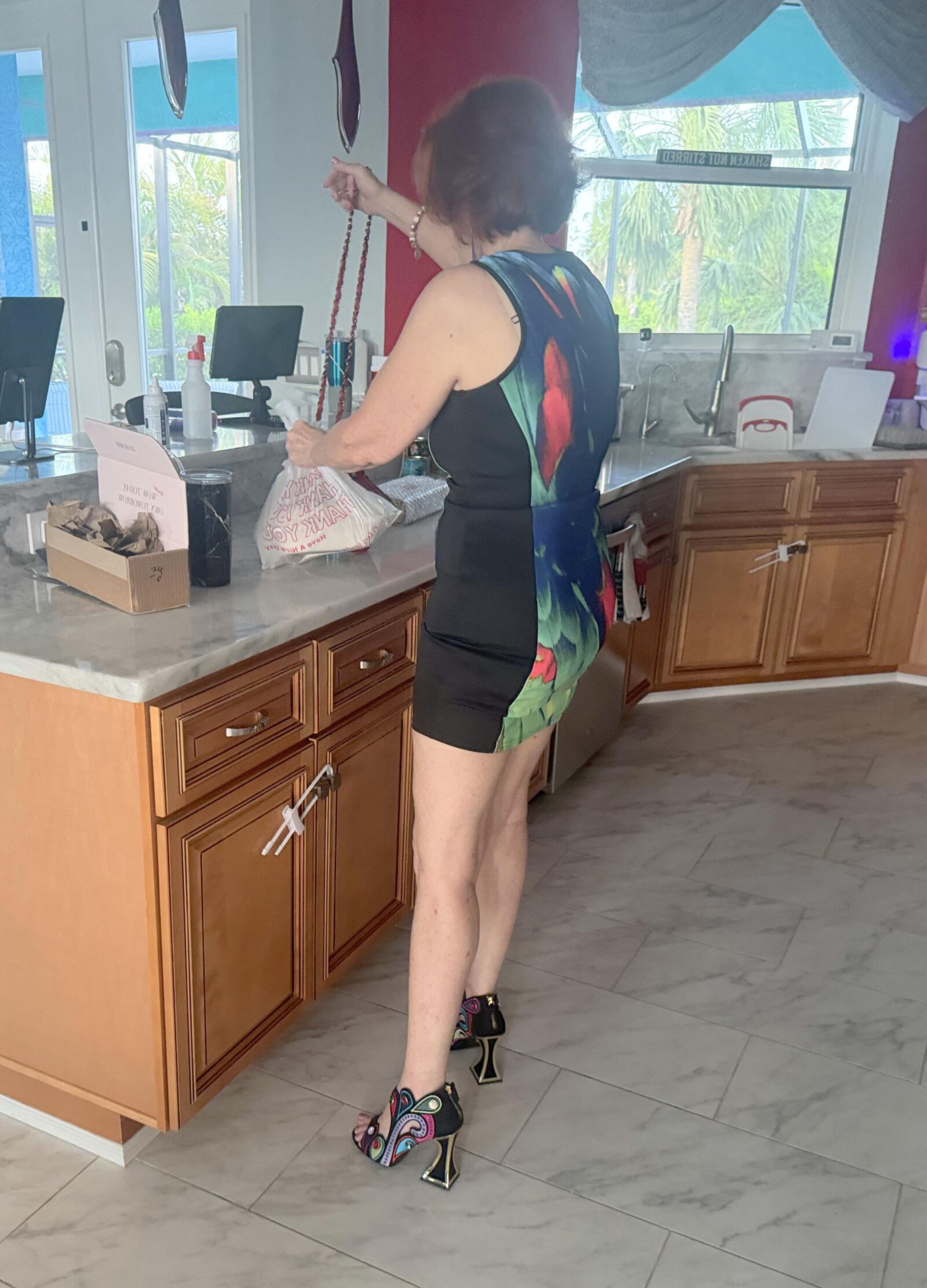 Hot Wife Lola 