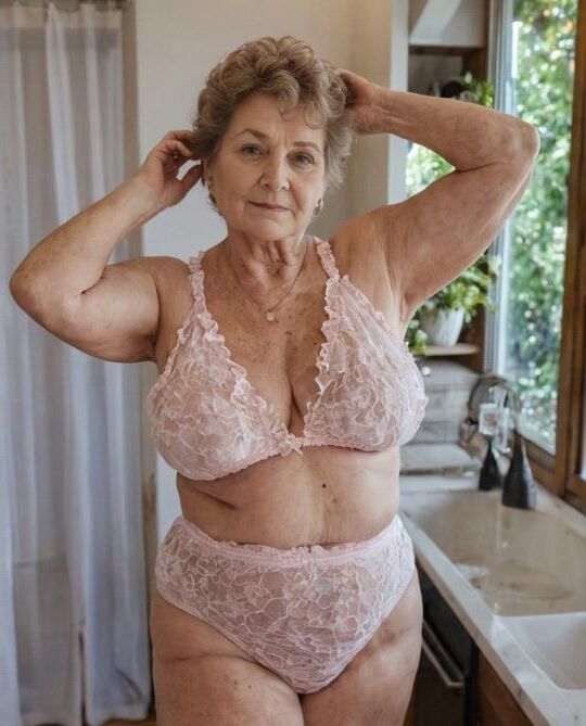 Lingerie Grannies 