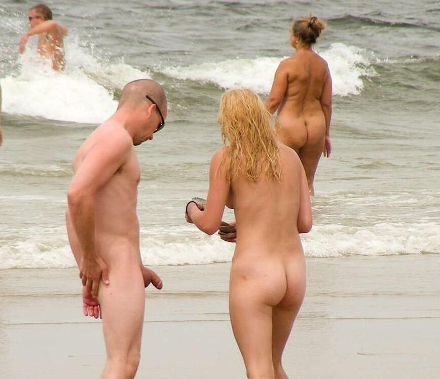 NUDE COUPLES 
