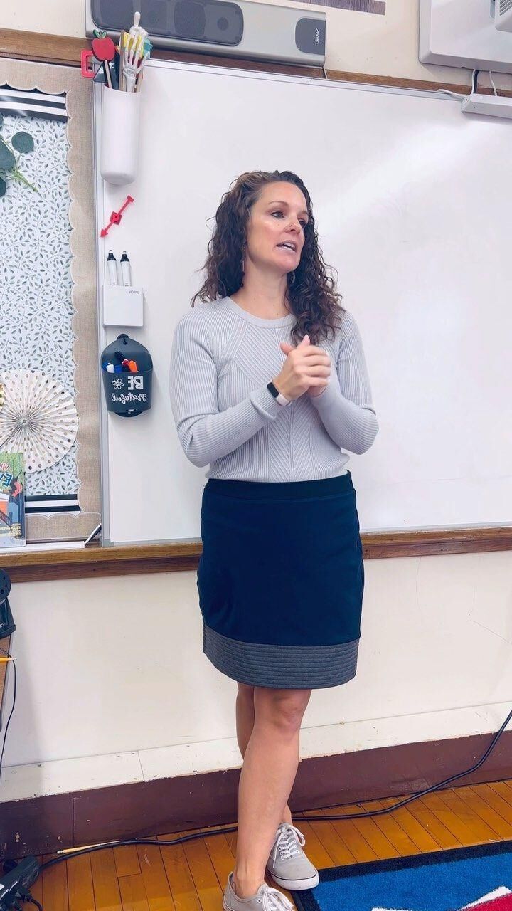 P interest In Beauty A couple of sexy milf teachers