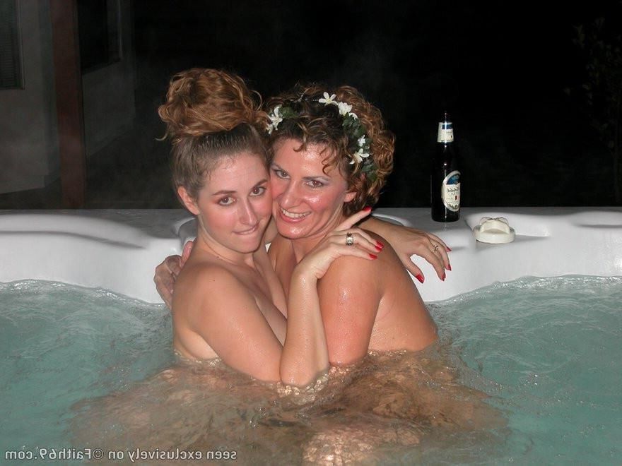 Hotpattie et bain à remous de foi