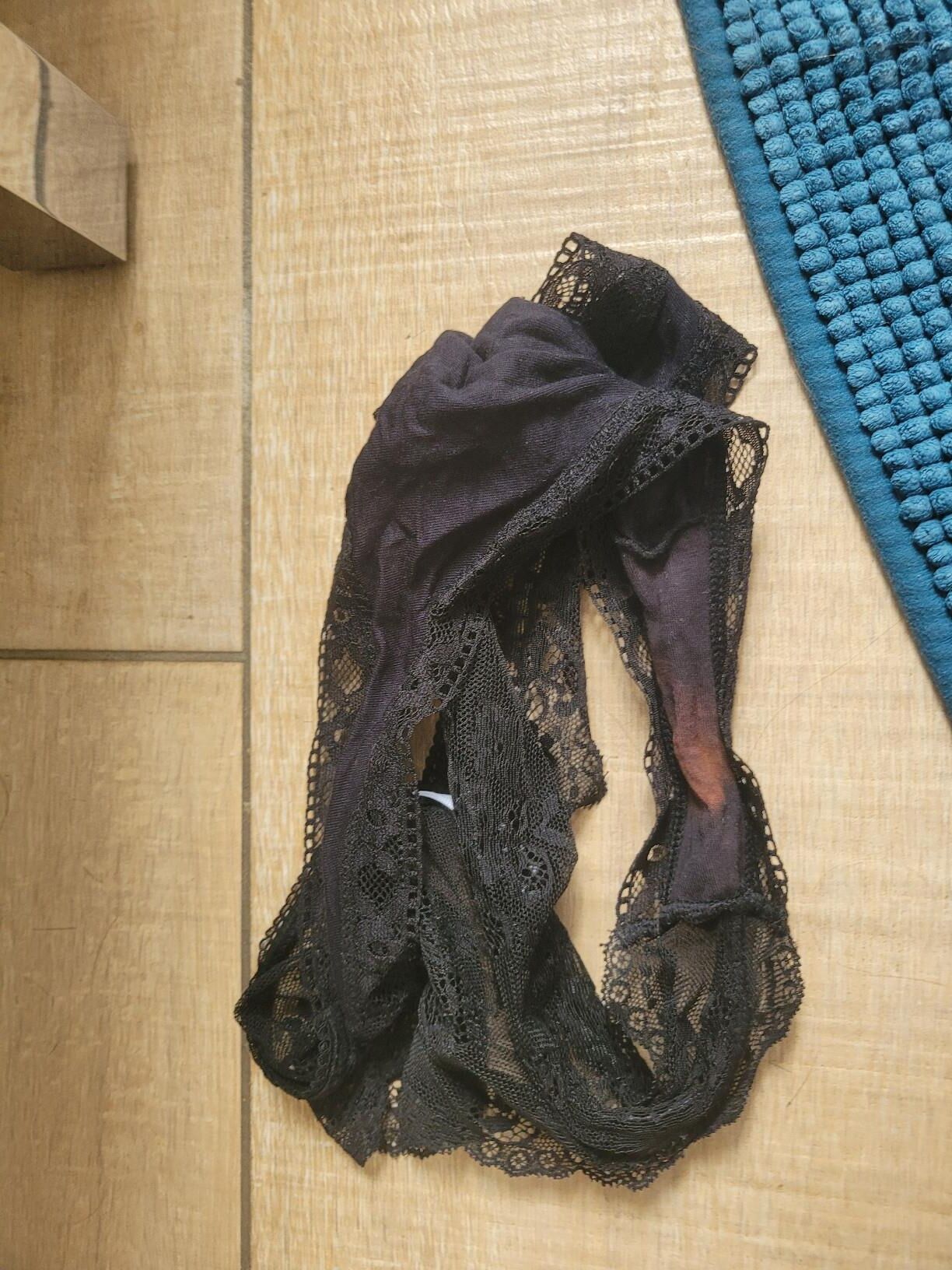 French Mature Undies / Les Culottes de Ma Femme.