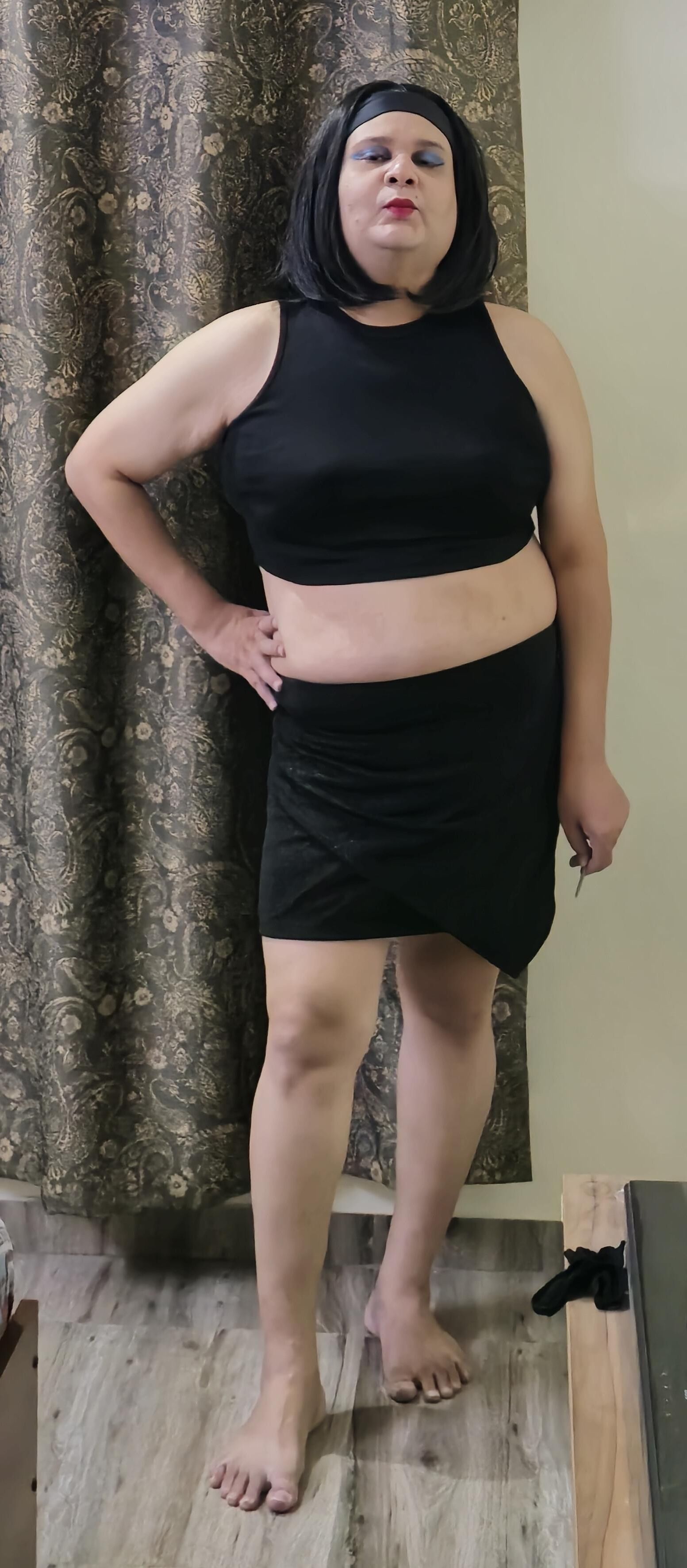 Cabelo curto Monica M Black Tee s