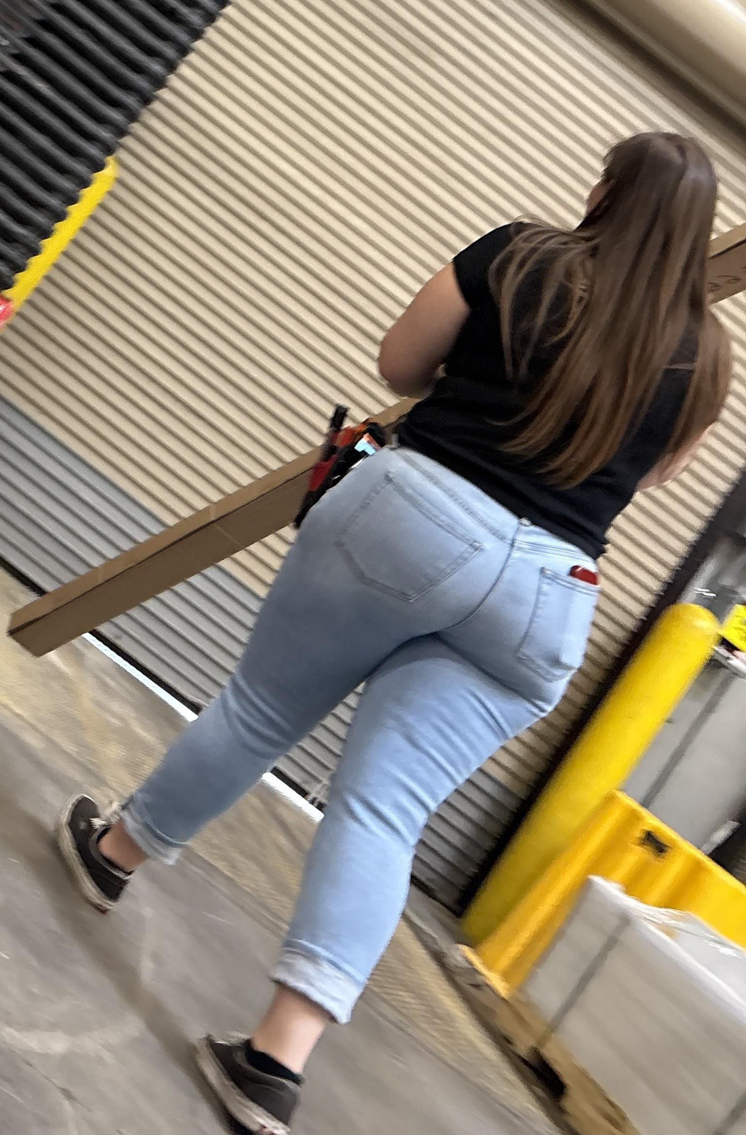Candid Pawgs Tight Jeans and Pants