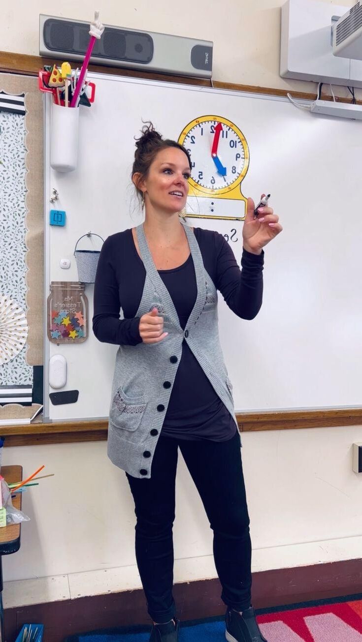 P interest In Beauty A couple of sexy milf teachers