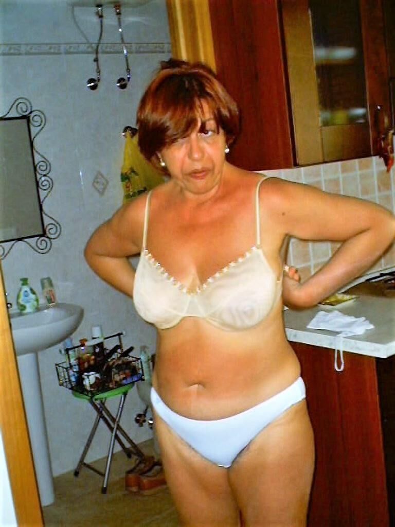 amateur italian granny