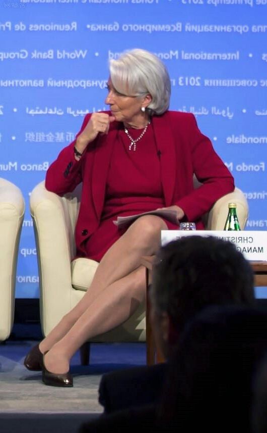Christine Lagarde feet 