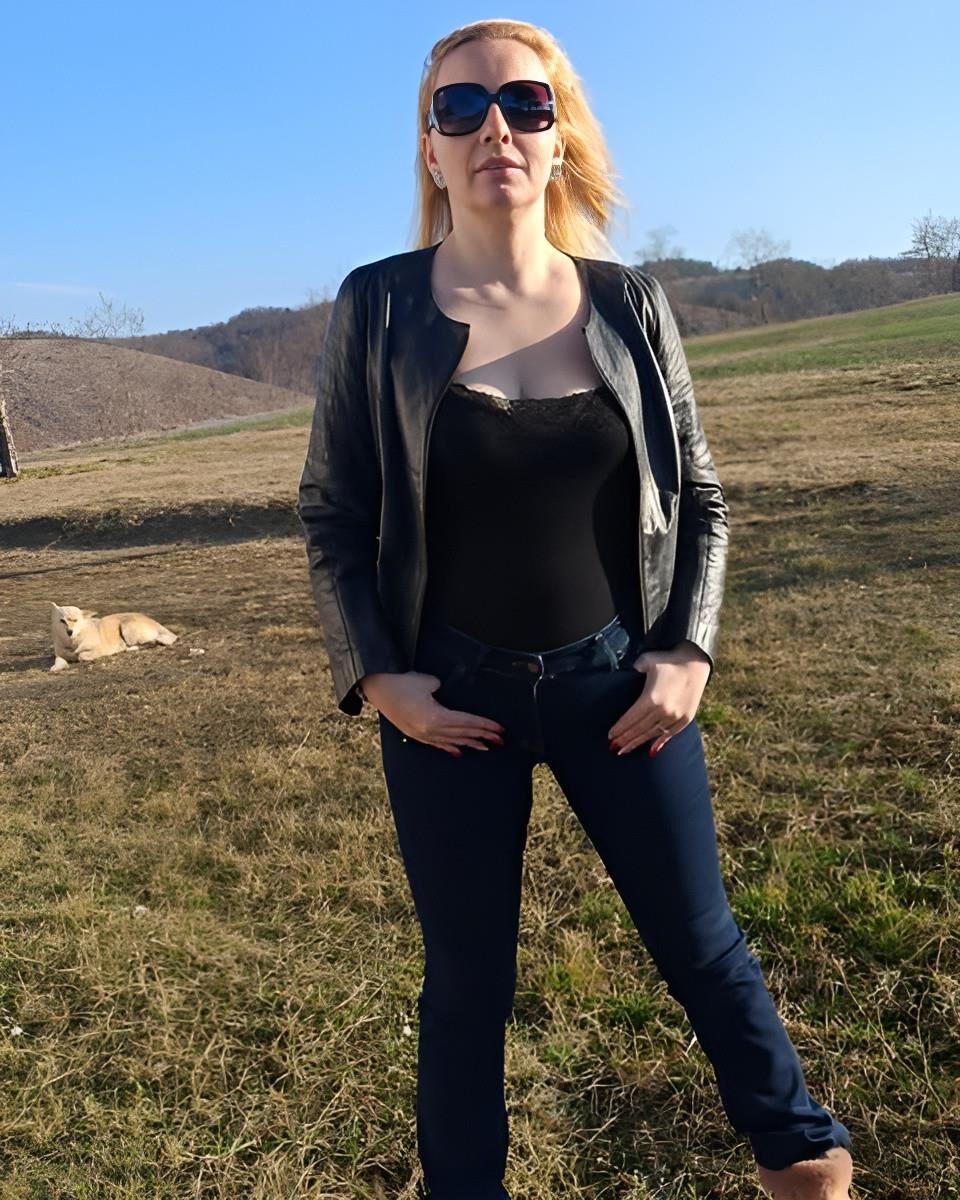 TURKISH MATURE LADY PICTURE 