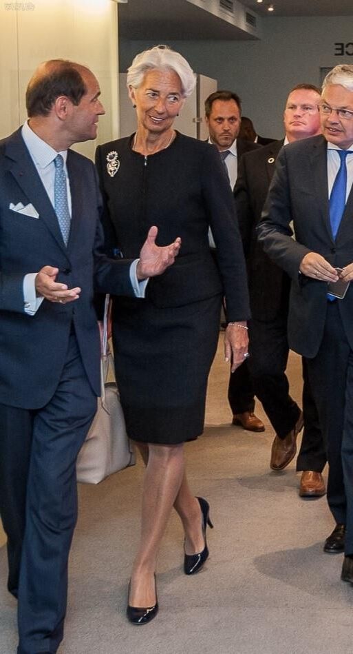 Christine Lagarde feet 