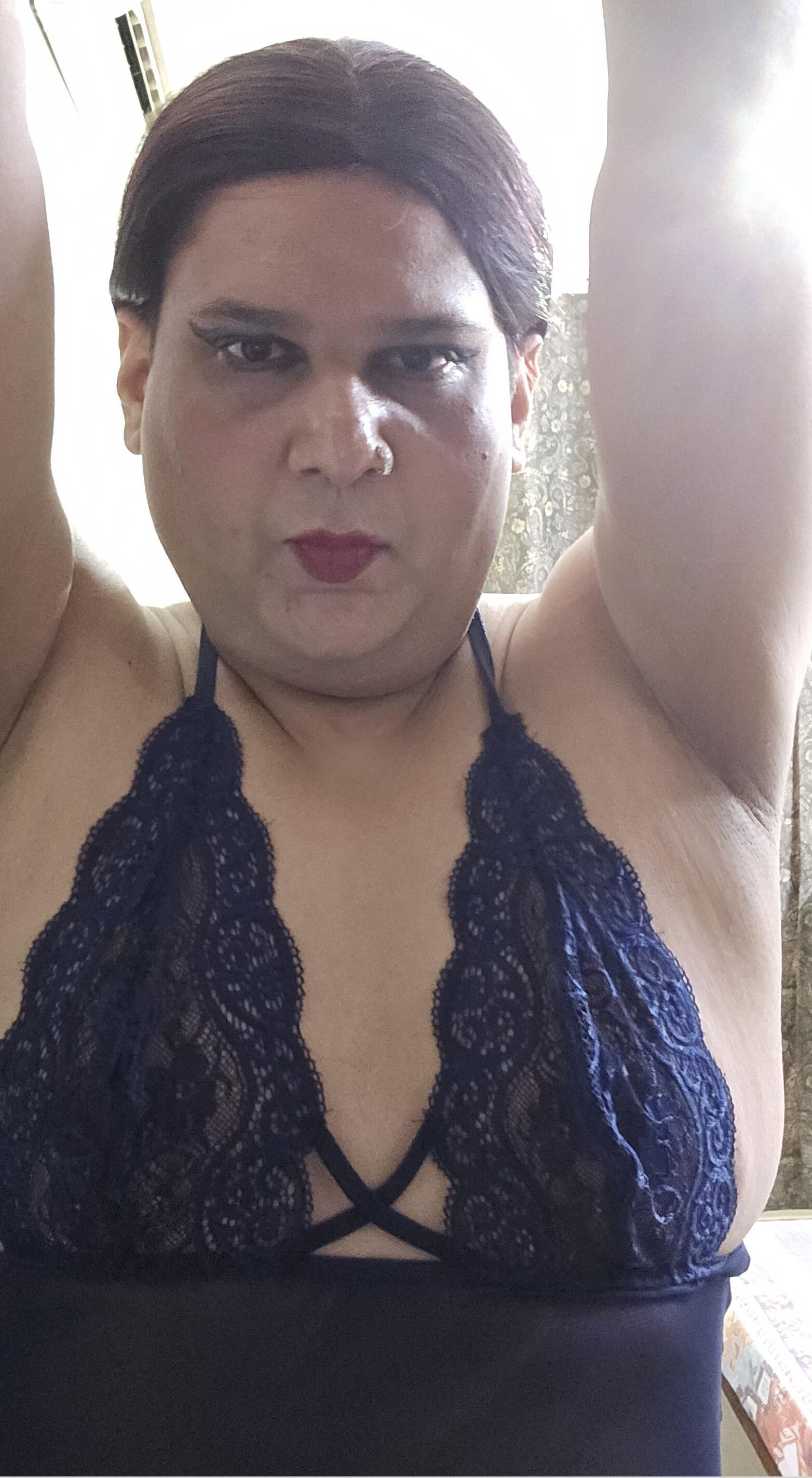 Travesti Monica M pronta para ser sua vagabunda