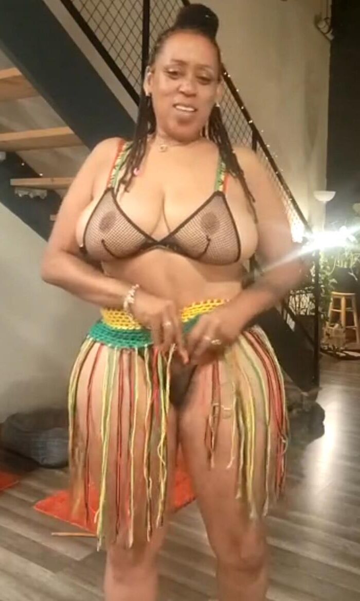 Sexy orange milf