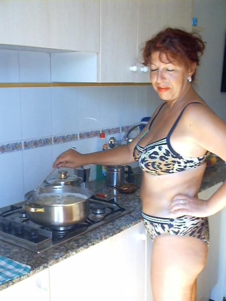 amateur italian granny