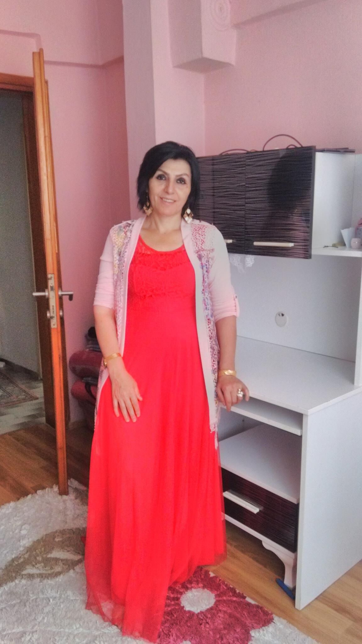 TURKISH MATURE LADY PICTURE 