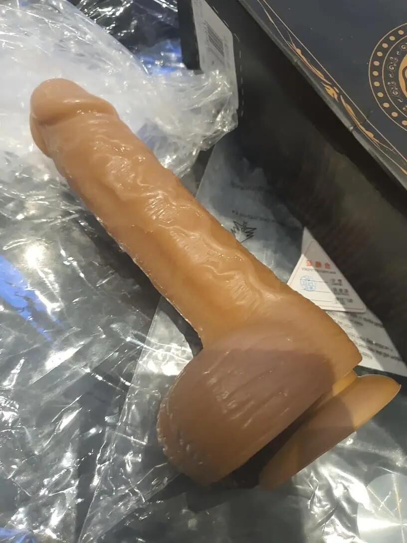 sexy vollbusige deutsche Schlampe Bettina