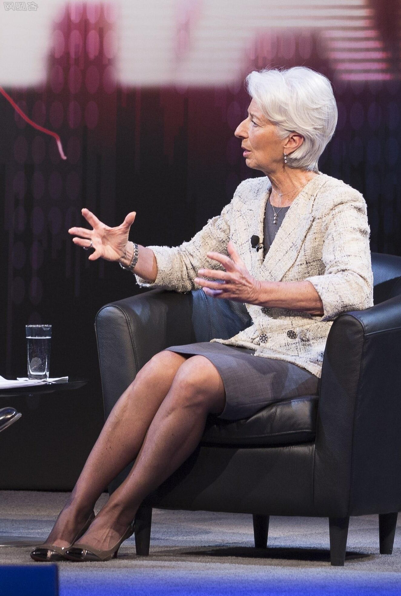 Christine Lagarde feet 