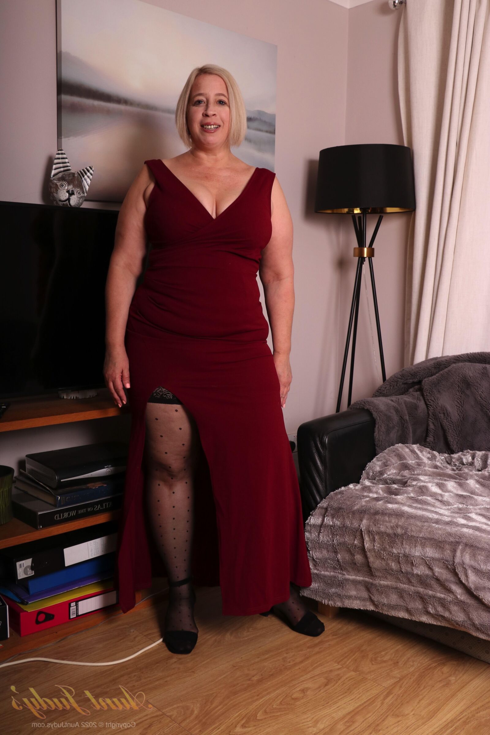 AuntJudys Star Strips Out of Elegant Red Dress, Masturbates 