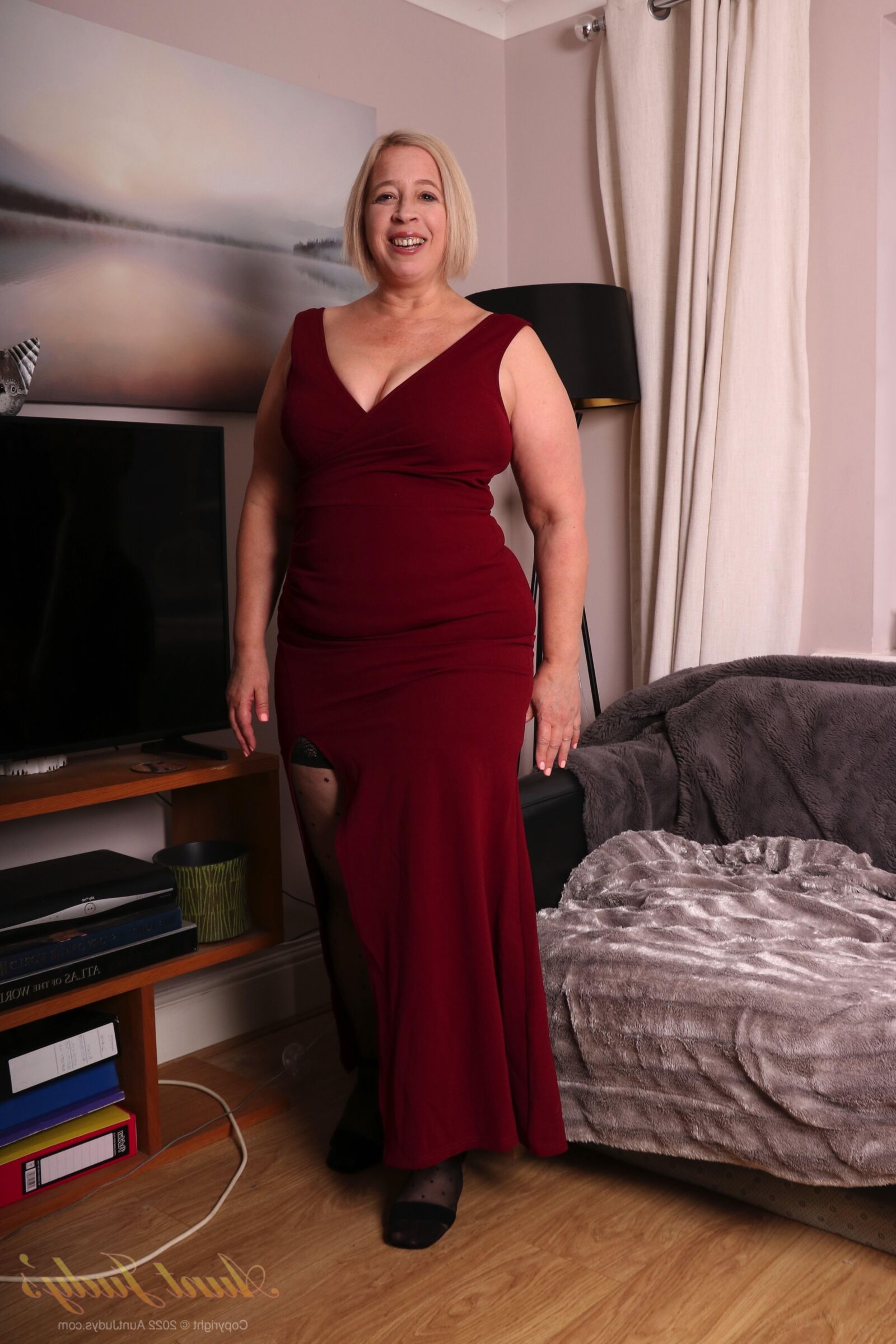 AuntJudys Star Strips Out of Elegant Red Dress, Masturbates 