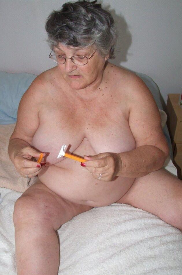 Mature Set Libby Ellis