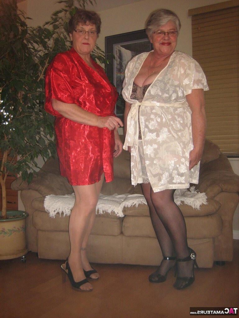 Granny Girdle Goddesses