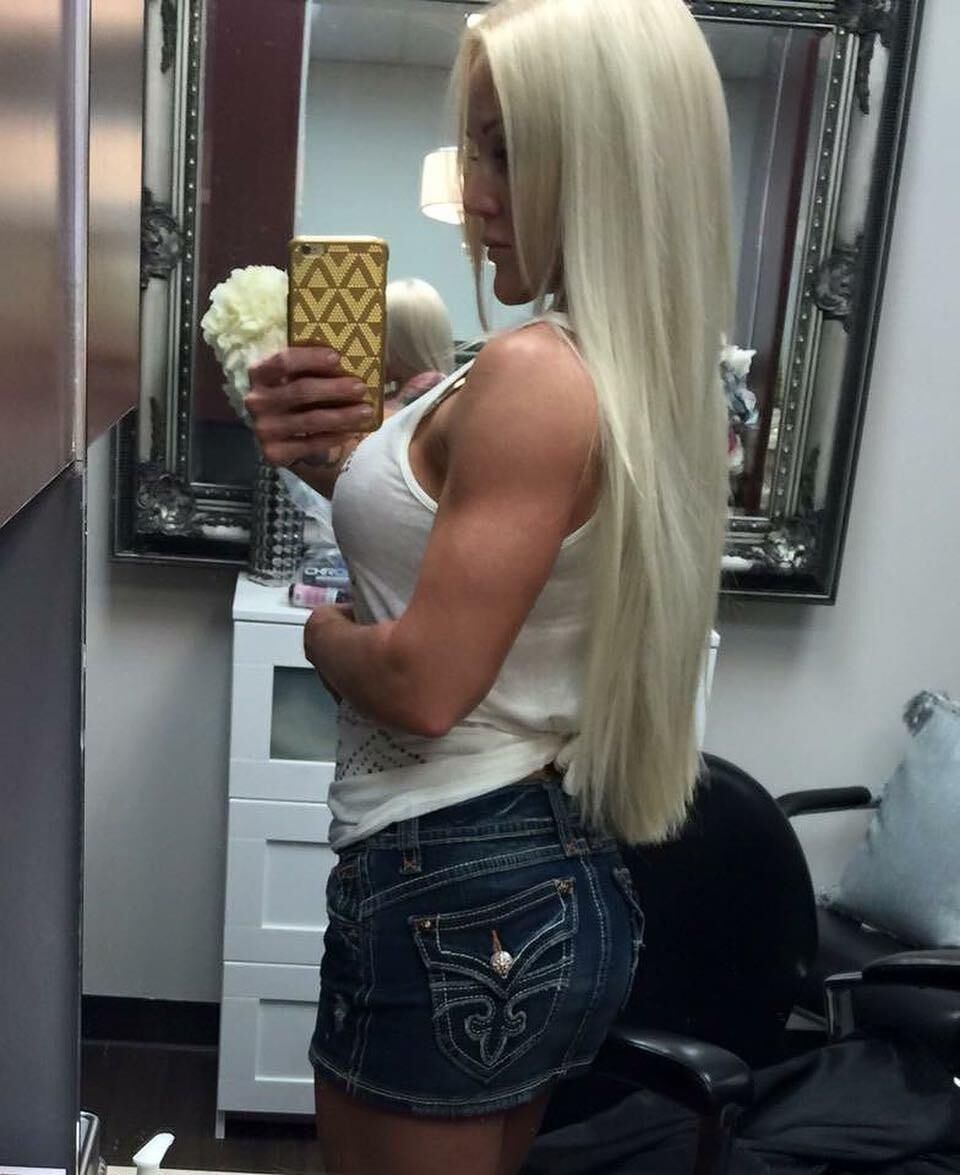 MILF rubia