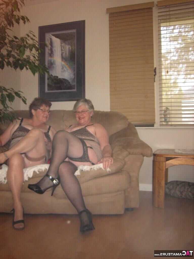Granny Girdle Goddesses