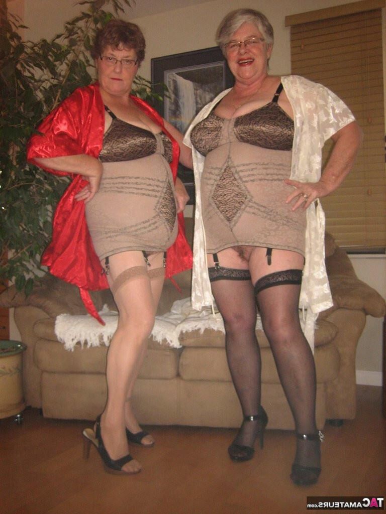 Granny Girdle Goddesses
