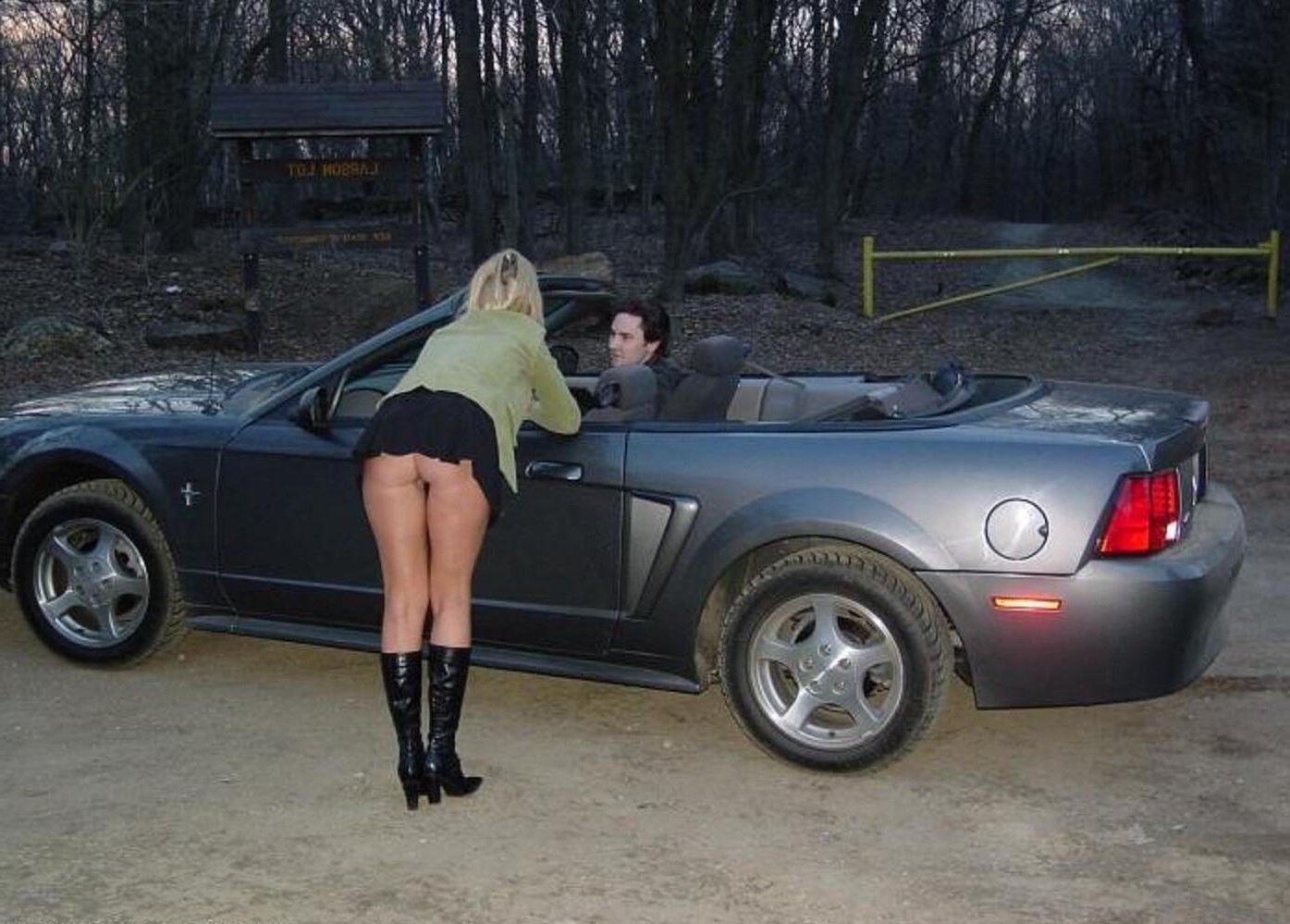Chicas calientes en autos