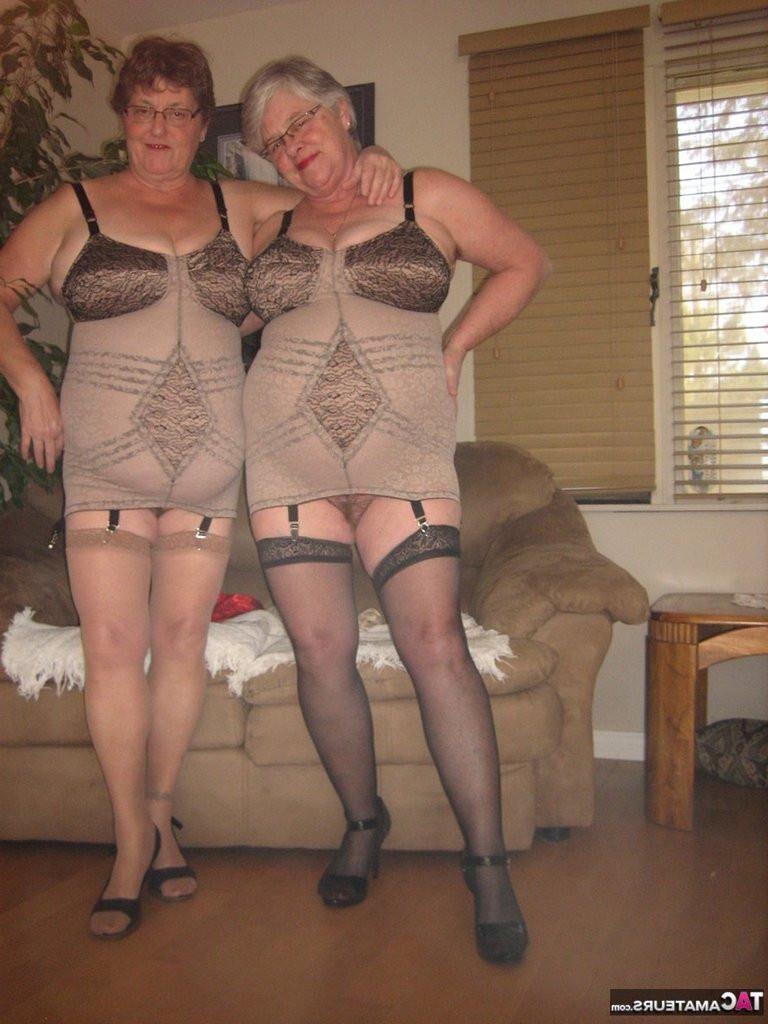 Granny Girdle Goddesses