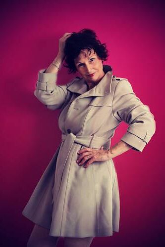 Slim mature granny brunette Ettie