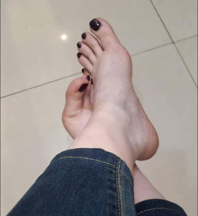 my mature fuckbody feet