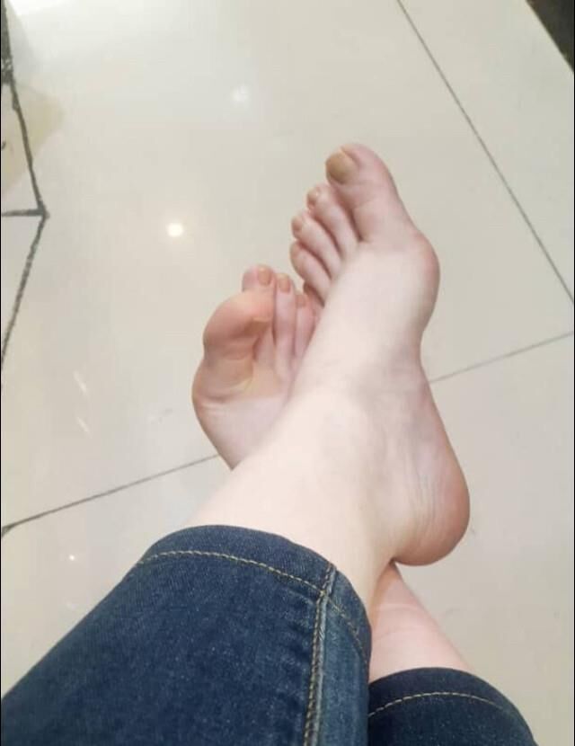 my mature fuckbody feet