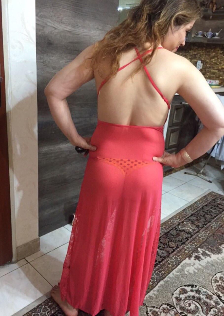 iranian housewife