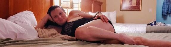 MY NEXT HOT HOT CUNT.......